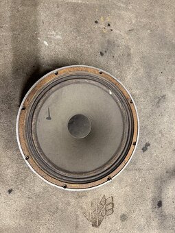 Celestion 15” - 3