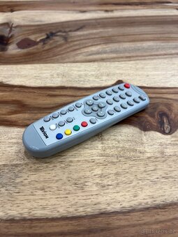 Set top box STB Tevion DVB Satelite + ovladač - 3