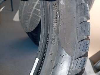 275/40 R20 106V Pirelli Sottozero 3 runflat - 3