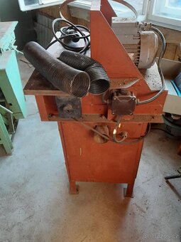 Pásová talířová bruska - 3