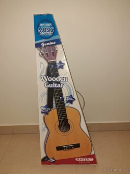 Bontempi dětská dřevěná kytara 75 cm - 3