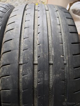 Goodyear 225/45 R18 - 3