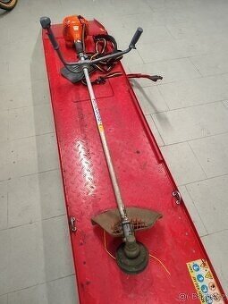 Křovinořez Oleo-mac 725 T - 3