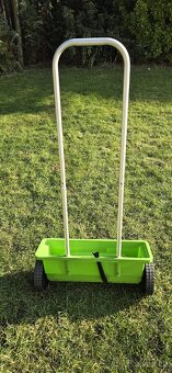Vozík zn. FREUND na výsev semen - 3