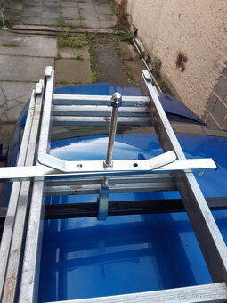 držák žebříku na auto - 3