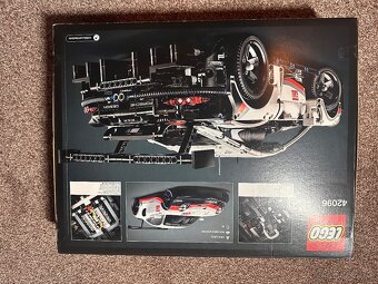 LEGO technic 42096 Porsche 911RSR - 3