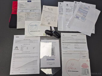 Citroën ë-C4/100kW/SHINE/DPH/NEZÁV.TOPENÍ/PANORAMA - 3