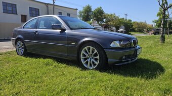 BMW E46 330ci manuál - 3