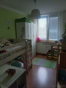 Vyvýšená postel s hracím prostorem - 3