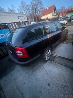 Skoda octavia 2.0 fsi BVY - 3