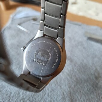 Hodinky LORUS titanium seiko - 3