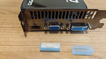 GIGABYTE GTX 260 SOc - 3