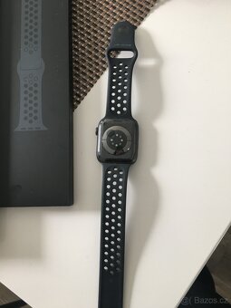 Hodinky Apple watch 6 - 3