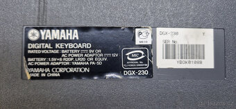 Klávesy Yamaha DGX 230 - 3