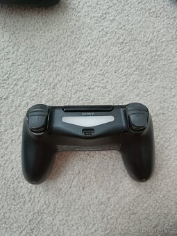 PlayStation 4 Slim 500 GB - 3
