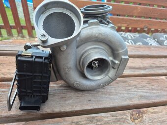 Turbo na BMW E60 repasované nepoužité. - 3
