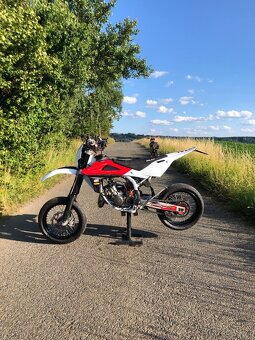 Husqvarna WR 125 (supermoto) - 3