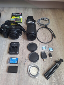 Bezzrcadlovka Nikon Z 30 s dvěmi objektivy a příslušenstvím - 3