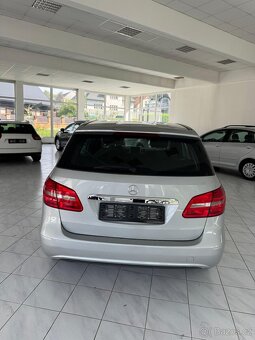 MERCEDES-BENZ B180CDi — AUTORIZOVANÝ SERVIS — TOP STAV - 3