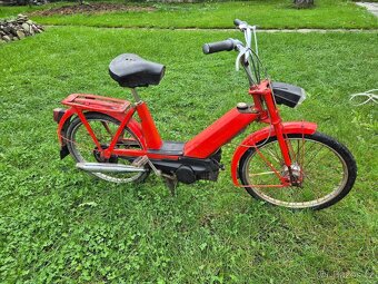 Babetta 228, 1. neodpružená BABETA, 19" kola, červená - 3