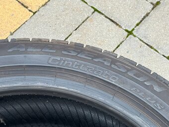 225/45 R18 - 3