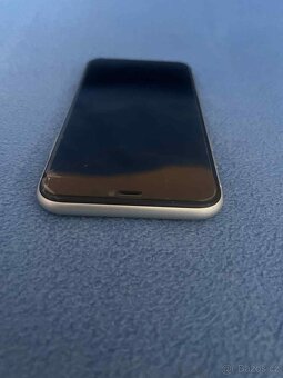 APPLE iPhone 11 64GB bílý - 3