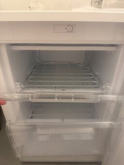 Mrazák SIGURO UF-A110W Fast Freeze 85 - 3