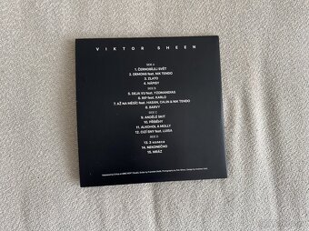 2LP Viktor Sheen – Černobílej Svět - 3