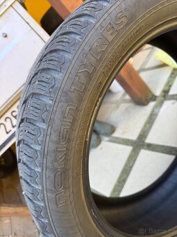 Prodám Nokian WR SUV 4 235/50 r19 - 3