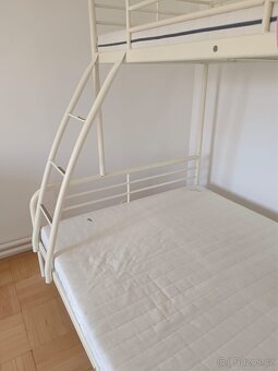 Dvoupatrová postel IKEA - 3
