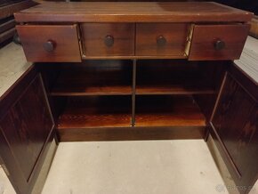 Komoda - 3