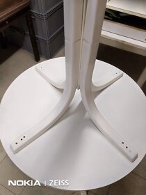 Kulatý stůl TON bílý - 3