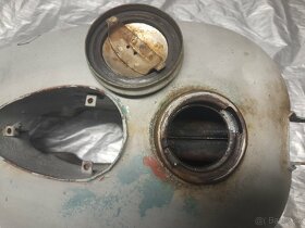 Jawa 250 350 kývačka - 3