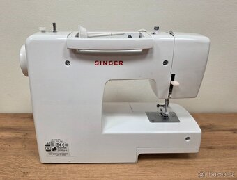 Singer Simple 3210 Šicí stroj - 3