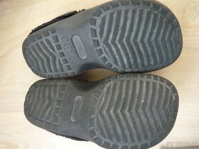 Dětské zimní pantofle crocs/kroksy vel. 32 - 3