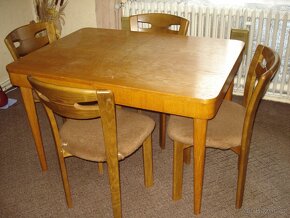 Jídelní stůl rozkládací a 4 židle - 3