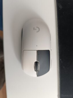 Prodávám bílou myšku Logitech Superlight nová - 3