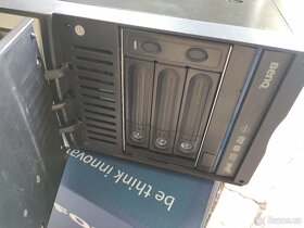 Záznamové zařízení NVR Avermedia SA6000 - 3