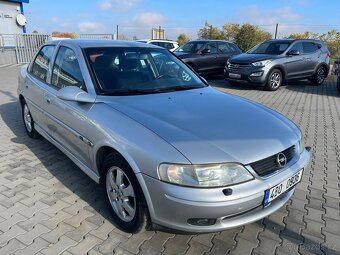 Opel Vectra 1,8i 92kw 2001 Digiklima - 3