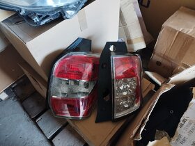 Subaru světla přední a zadní+přední masky,aj.náhradní díly. - 3