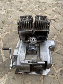 Motor jawa 350/638 - 3