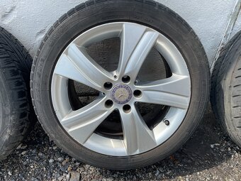 Mercedes-Benz W212 E sada kola disky pneu 245 45 17 Y - 3