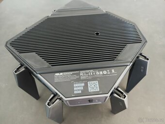 ASUS ROG Rapture GT-AX11000 - 3