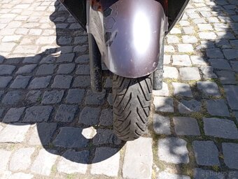 Honda Forza 250 - 3