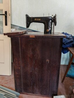 Šicí stroj - 3