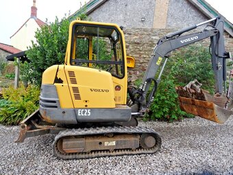 Volvo EC25 Stav výborný bagr - 3