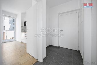 Pronájem bytu 2+kk, 45 m², Plzeň, ul. Safírová - 3