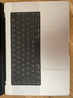 MacBook M1 Pro, 16 GB RAM, 512 GB SSD, 16-core GPU - 3