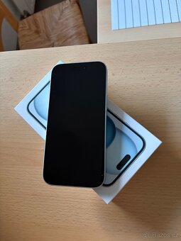 Apple iPhone 15 - 128 GB, bílý - 3