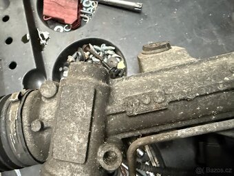 Řídící mechanizmus - servořízení Volkswagen T5,6 - 3